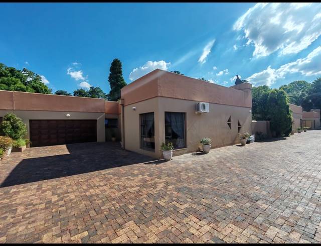 3 BEDROOM TOWNHOUSE SOLD IN THREE RIVERS